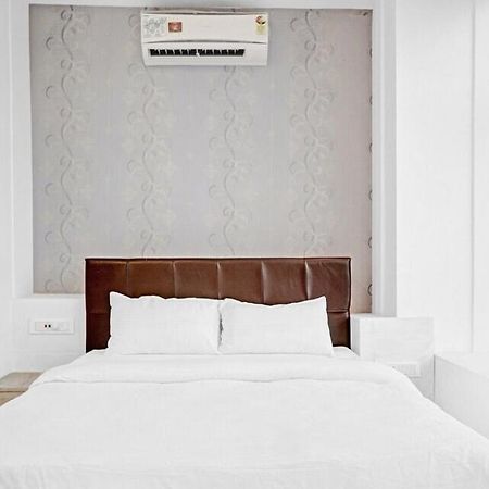 Collection O Sigma Inn Surat Dış mekan fotoğraf