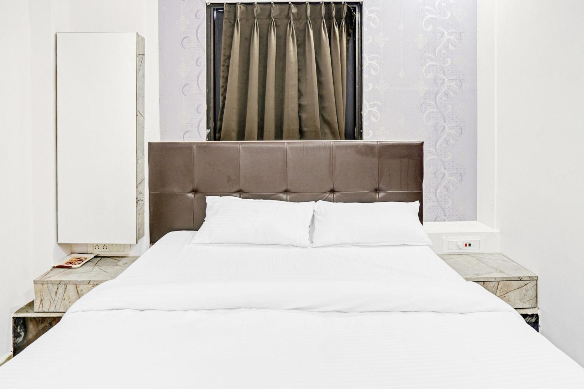 Collection O Sigma Inn Surat Dış mekan fotoğraf